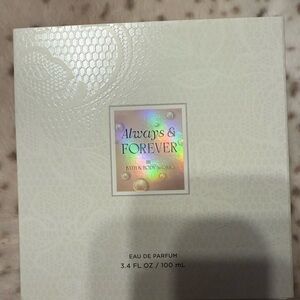 Bath & Body Works Always & Forever Eau de Parfum - Iridescent White